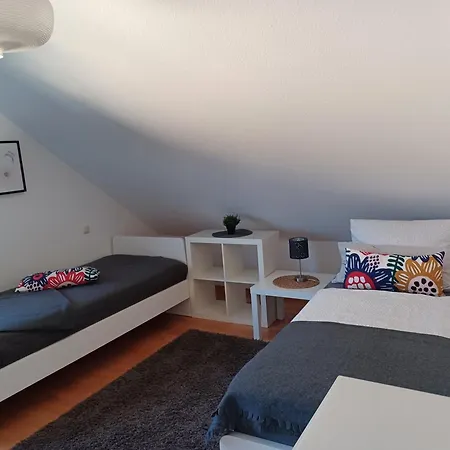 Am Sendberg Apartment *